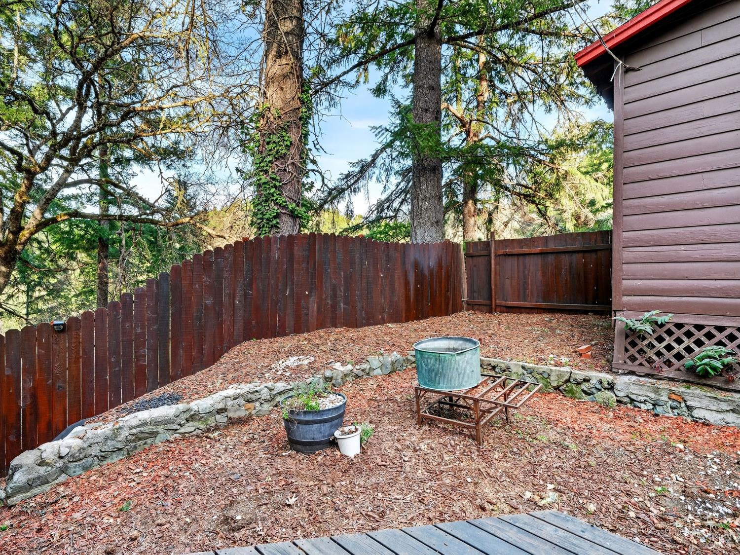 Detail Gallery Image 36 of 52 For 10701 Orr Springs Rd, Ukiah,  CA 95482 - 2 Beds | 1 Baths