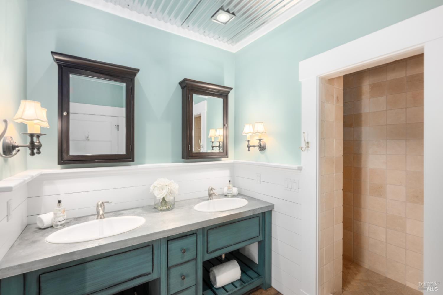 Detail Gallery Image 24 of 44 For 1711 Tainter St, Saint Helena,  CA 94574 - 4 Beds | 4/1 Baths