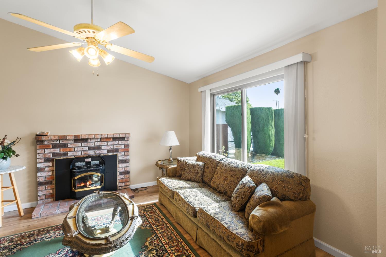 Detail Gallery Image 14 of 47 For 616 Emperor Dr, Suisun City,  CA 94585 - 3 Beds | 1 Baths