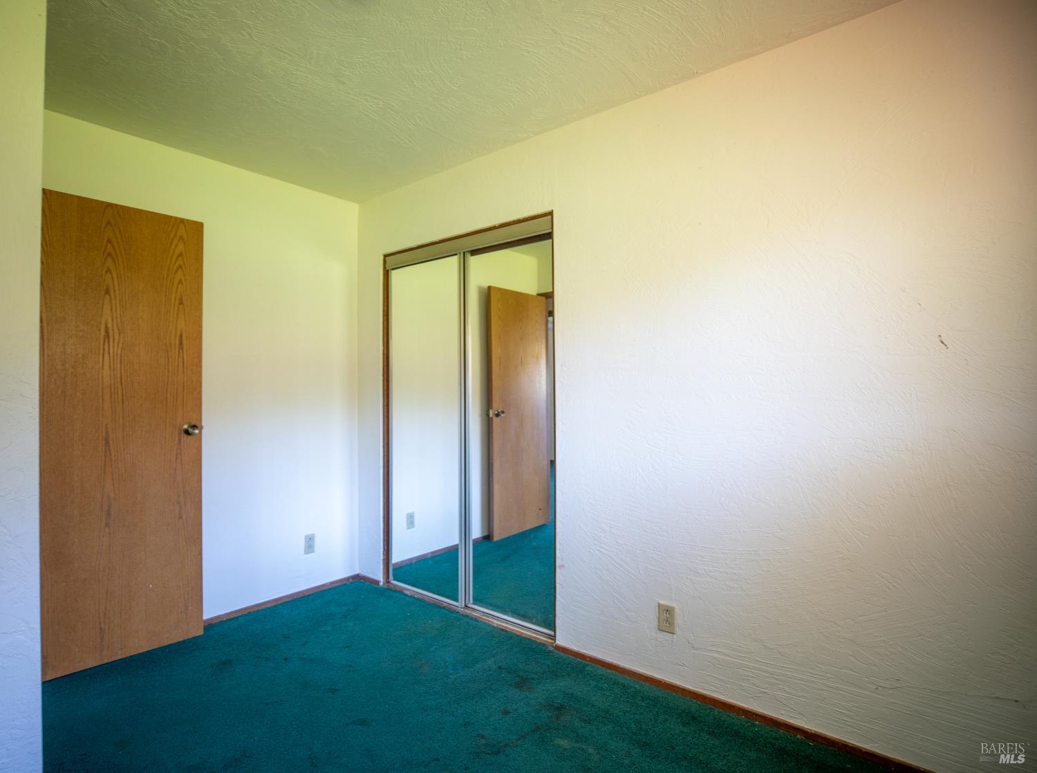 Detail Gallery Image 17 of 41 For 2300 Brack Rd, Healdsburg,  CA 95448 - 3 Beds | 2 Baths