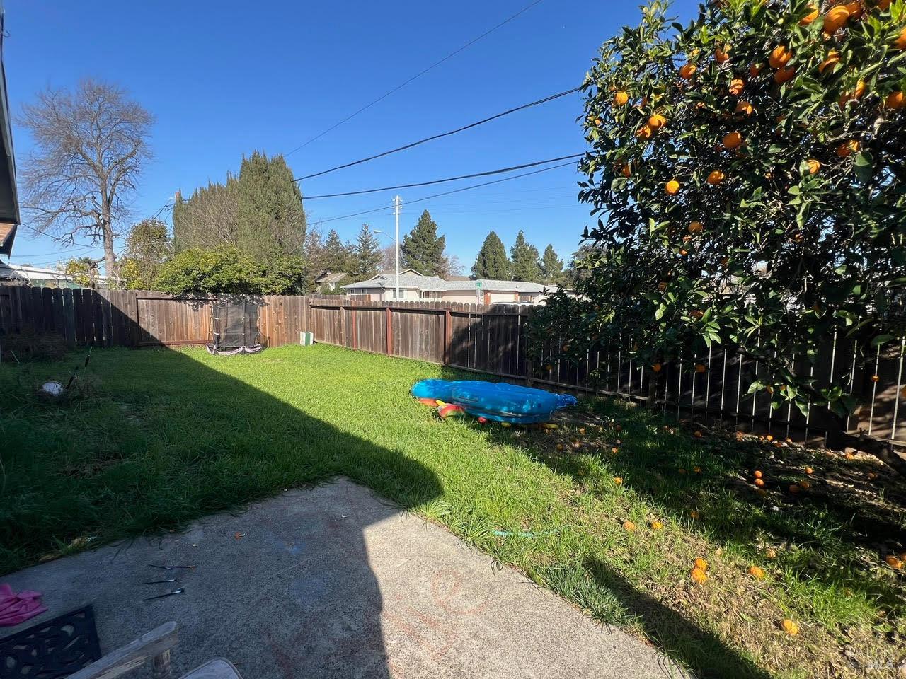 Detail Gallery Image 14 of 16 For 1850 San Juan St, Fairfield,  CA 94533 - 3 Beds | 2 Baths