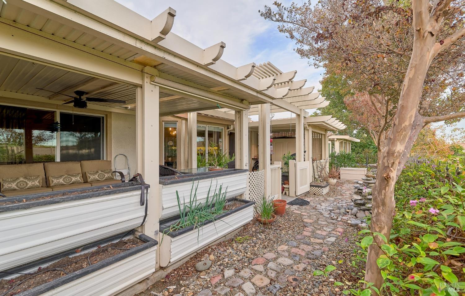 Detail Gallery Image 26 of 31 For 402 Riverwood Ln, Rio Vista,  CA 94571 - 2 Beds | 2 Baths