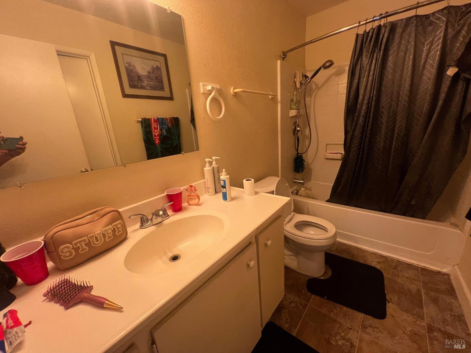 Detail Gallery Image 9 of 15 For 2532 Beaufort Ct, Fairfield,  CA 94533 - 3 Beds | 1/1 Baths