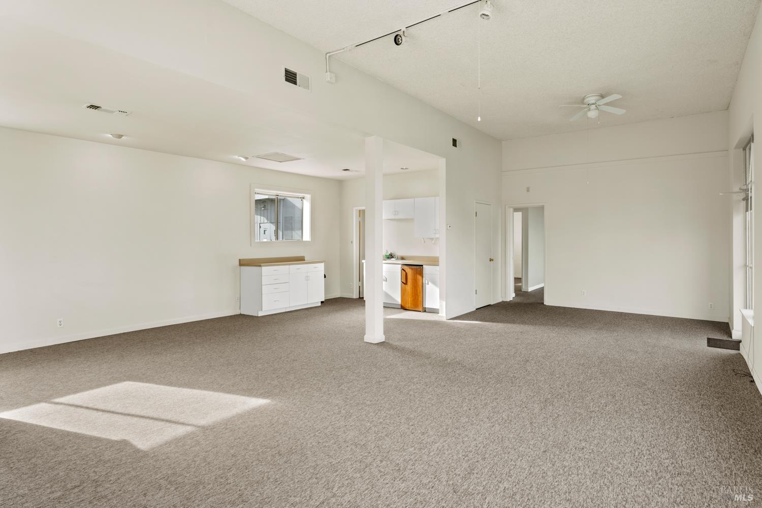 Detail Gallery Image 5 of 15 For 185 E Church St, Ukiah,  CA 95482 - – Beds | – Baths