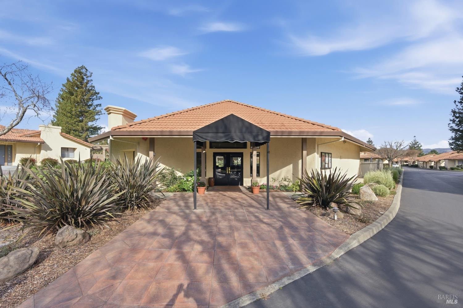 Detail Gallery Image 37 of 40 For 77 Fountain Grove Cir, Napa,  CA 94558 - 2 Beds | 2 Baths