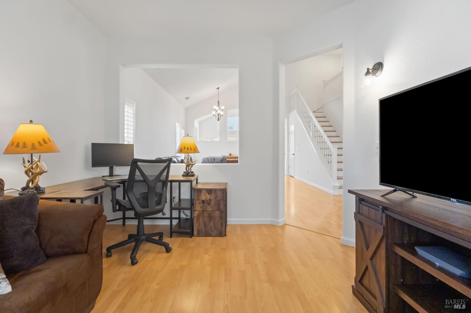 Detail Gallery Image 10 of 58 For 562 Citadel Ct, Fairfield,  CA 94534 - 4 Beds | 3 Baths