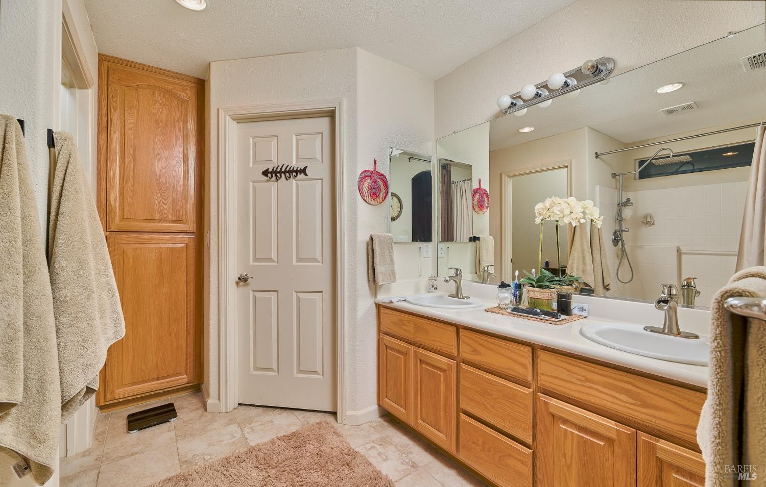 Detail Gallery Image 20 of 31 For 402 Riverwood Ln, Rio Vista,  CA 94571 - 2 Beds | 2 Baths