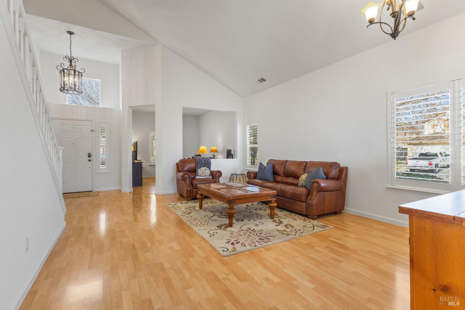 Detail Gallery Image 8 of 58 For 562 Citadel Ct, Fairfield,  CA 94534 - 4 Beds | 3 Baths