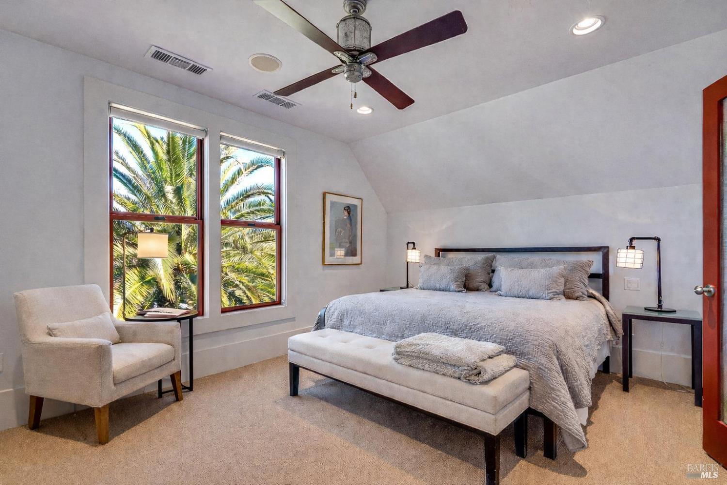 Detail Gallery Image 12 of 20 For 1467 Kearney St, Saint Helena,  CA 94574 - 4 Beds | 3/1 Baths