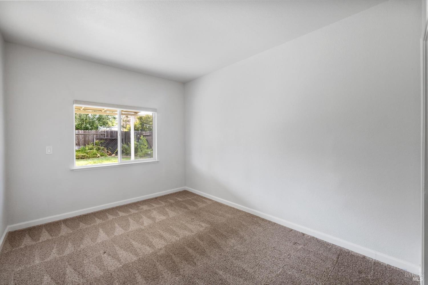 Detail Gallery Image 12 of 35 For 766 Calico Trl, Vacaville,  CA 95687 - 4 Beds | 3 Baths