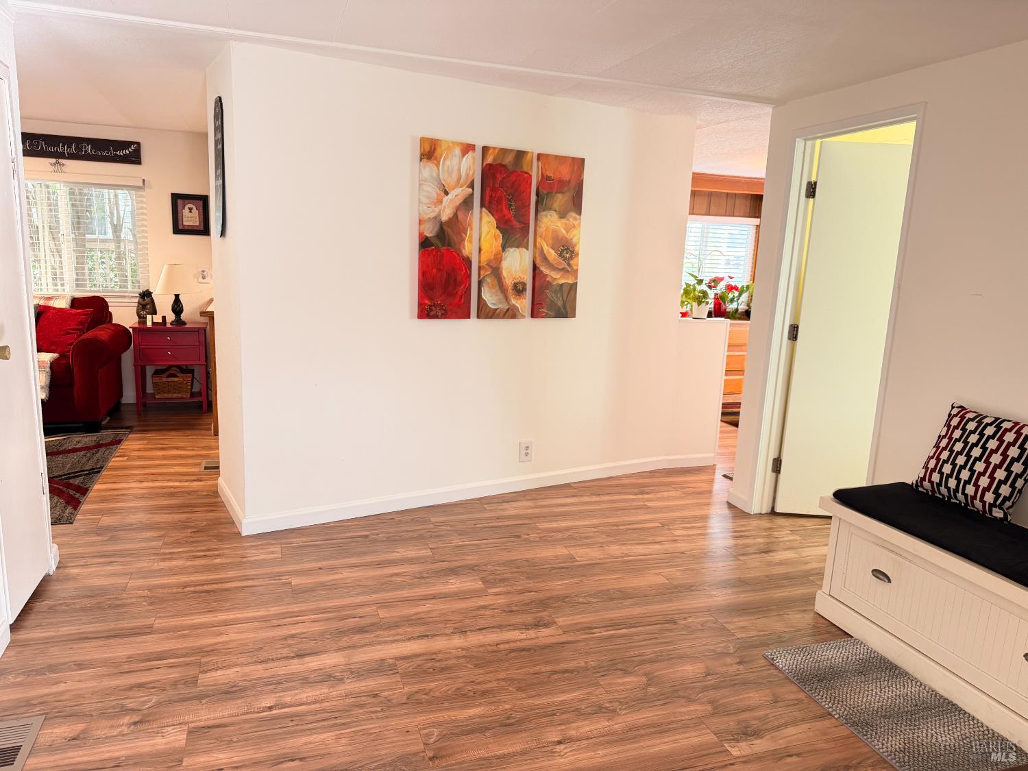 Detail Gallery Image 21 of 28 For 314 San Marcus Dr, Vallejo,  CA 94590 - 3 Beds | 2 Baths