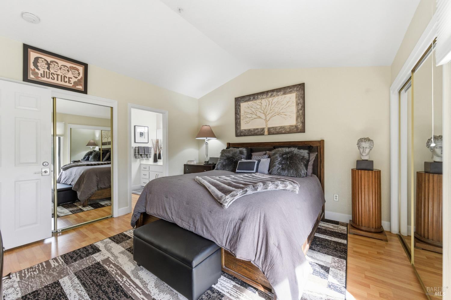 Detail Gallery Image 26 of 40 For 77 Fountain Grove Cir, Napa,  CA 94558 - 2 Beds | 2 Baths