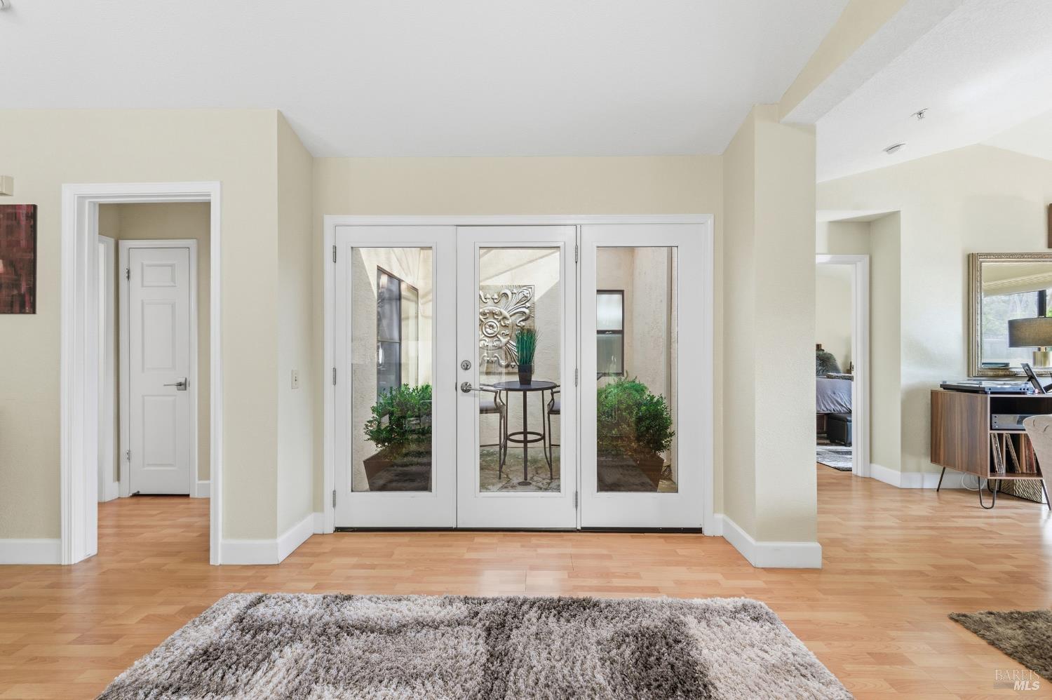 Detail Gallery Image 23 of 40 For 77 Fountain Grove Cir, Napa,  CA 94558 - 2 Beds | 2 Baths