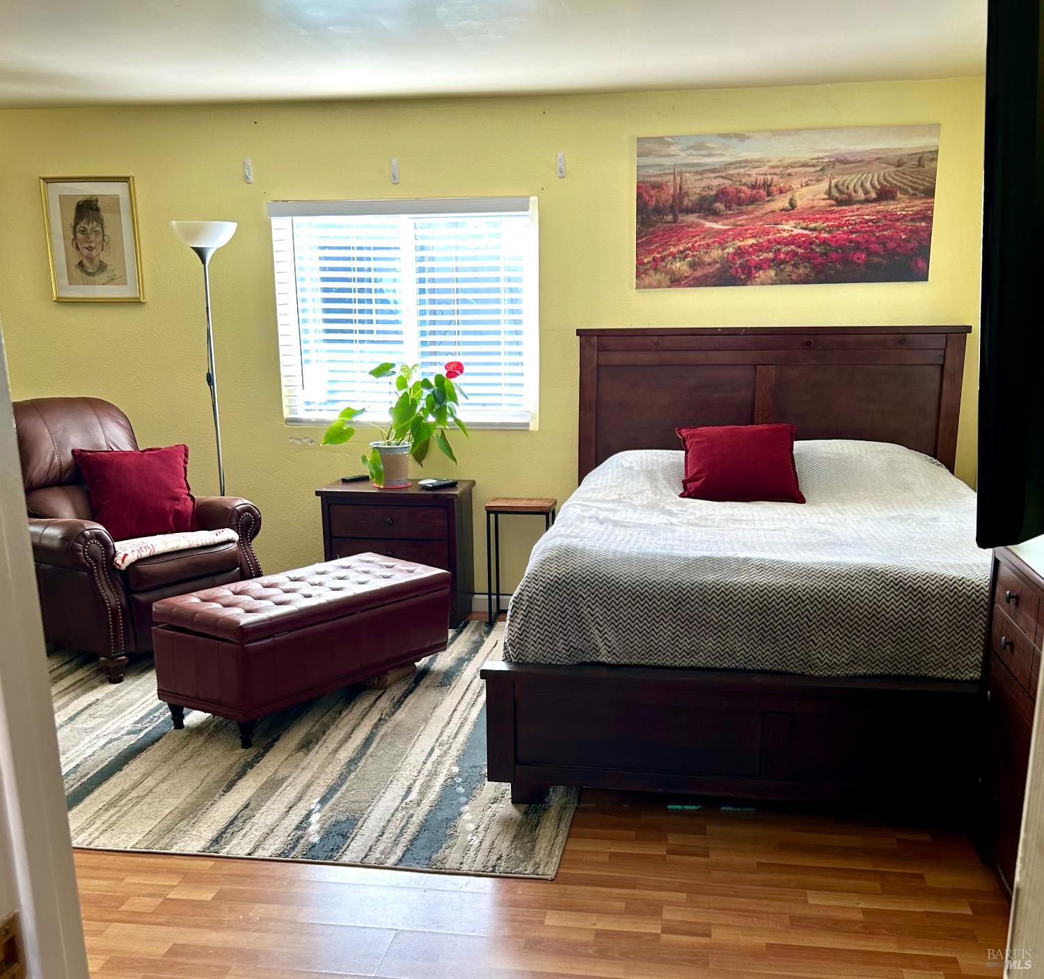 Detail Gallery Image 14 of 28 For 314 San Marcus Dr, Vallejo,  CA 94590 - 3 Beds | 2 Baths