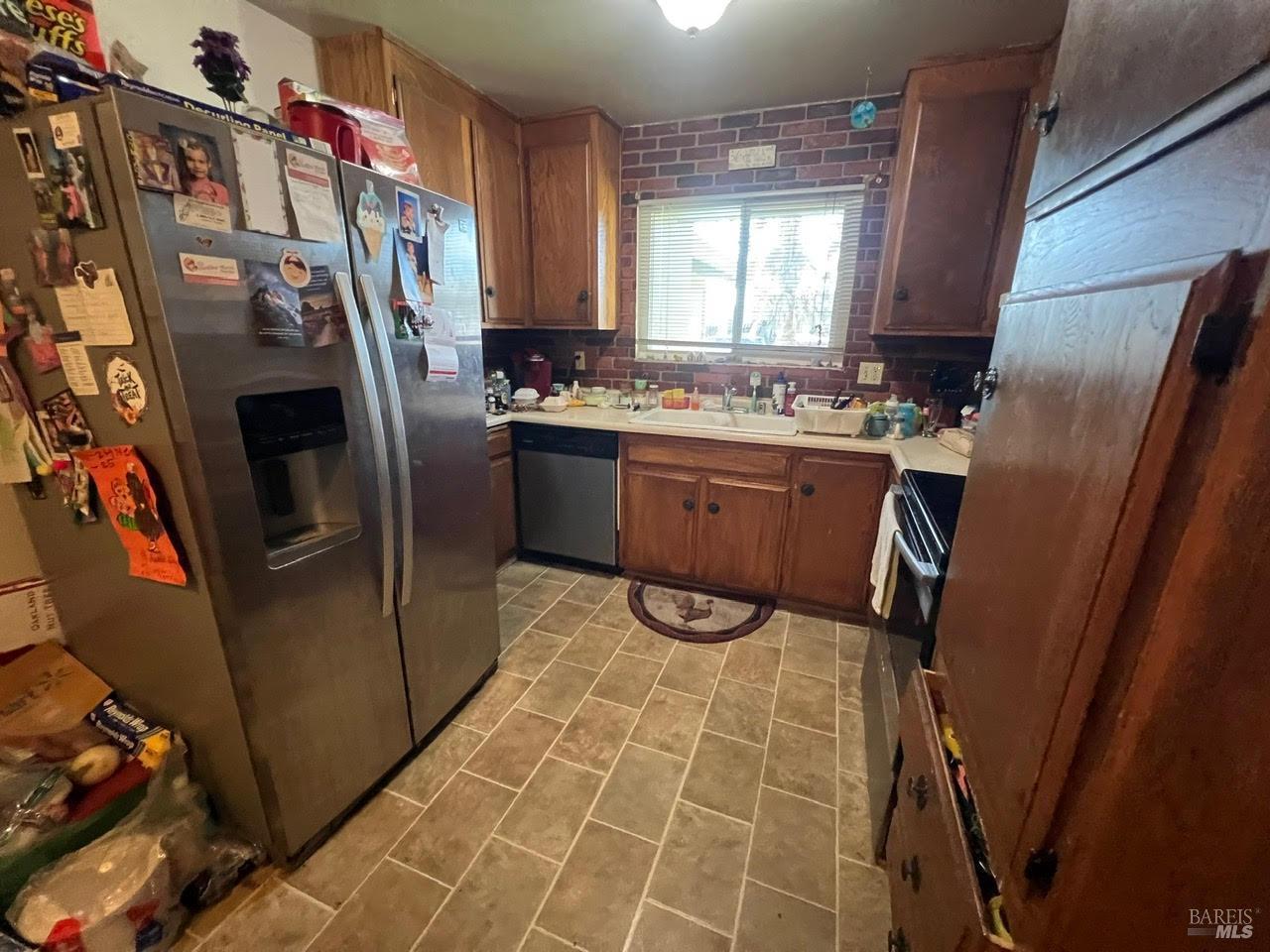 Detail Gallery Image 4 of 16 For 1850 San Juan St, Fairfield,  CA 94533 - 3 Beds | 2 Baths