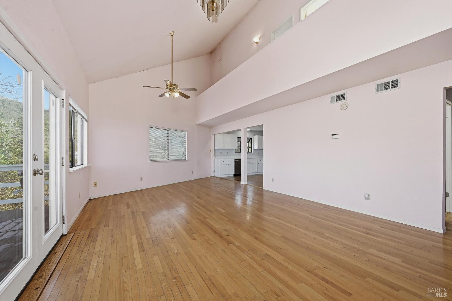 Detail Gallery Image 7 of 48 For 6963 Panoramic Dr, Lucerne,  CA 95458 - 3 Beds | 3 Baths