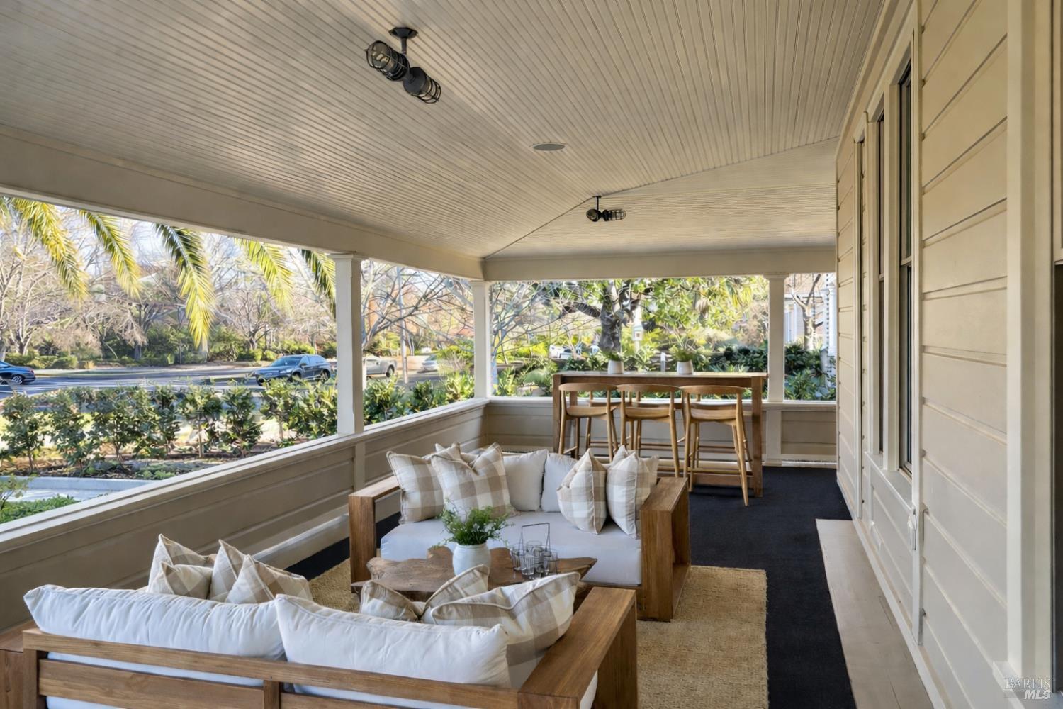 Detail Gallery Image 3 of 20 For 1467 Kearney St, Saint Helena,  CA 94574 - 4 Beds | 3/1 Baths