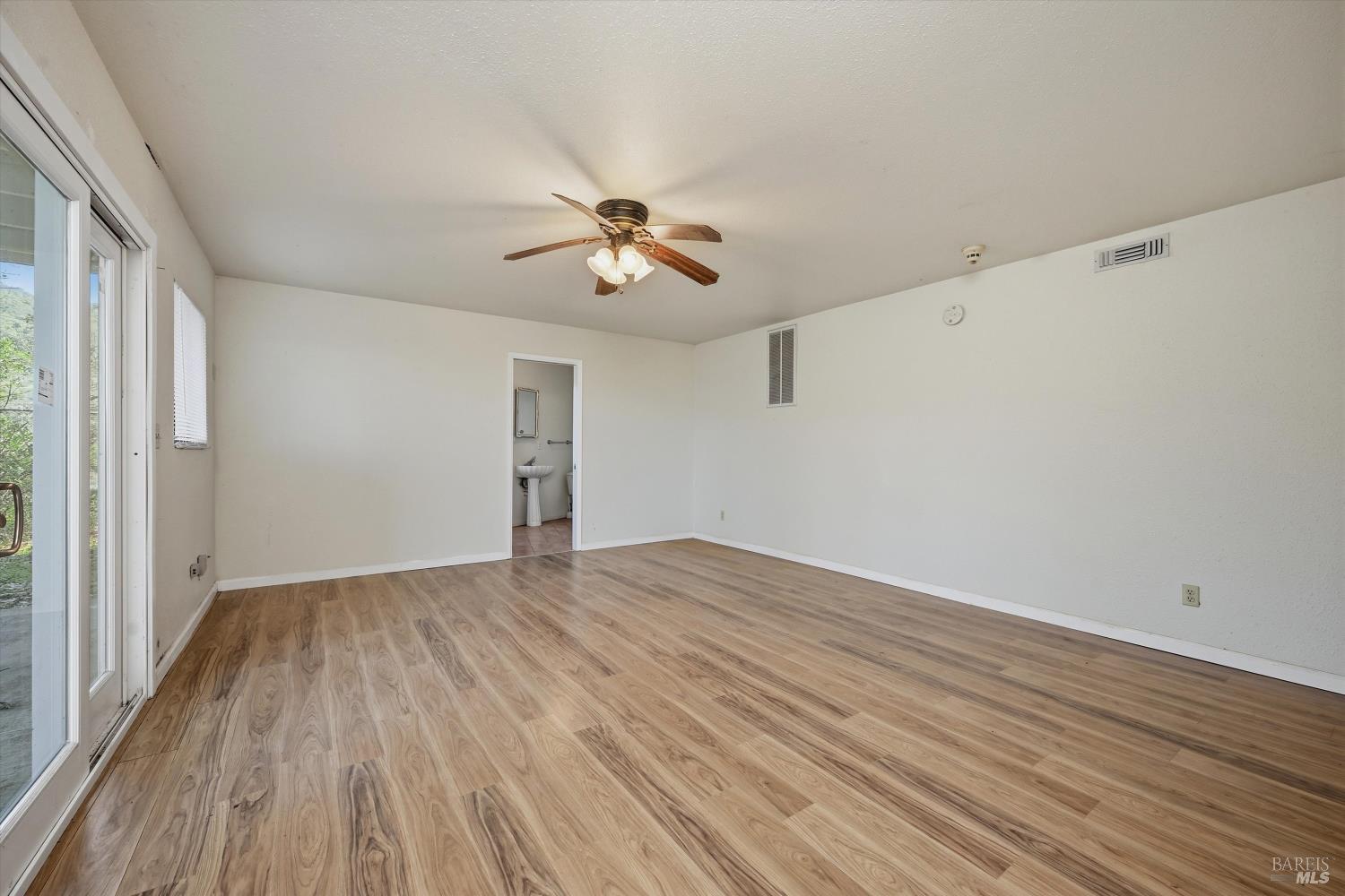 Detail Gallery Image 23 of 48 For 6963 Panoramic Dr, Lucerne,  CA 95458 - 3 Beds | 3 Baths