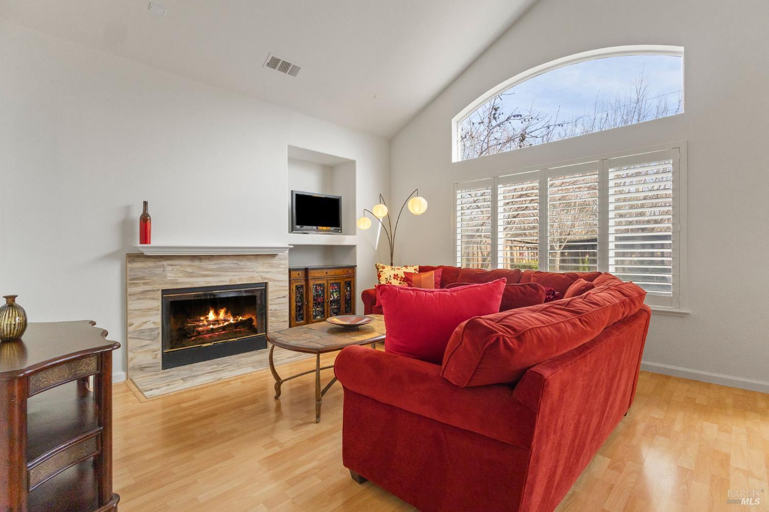 Detail Gallery Image 16 of 58 For 562 Citadel Ct, Fairfield,  CA 94534 - 4 Beds | 3 Baths