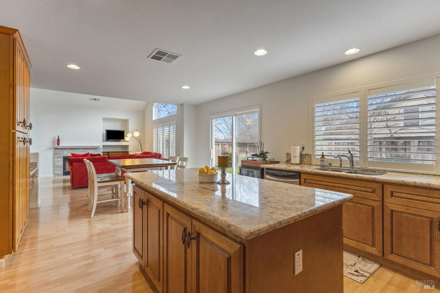 Detail Gallery Image 22 of 58 For 562 Citadel Ct, Fairfield,  CA 94534 - 4 Beds | 3 Baths