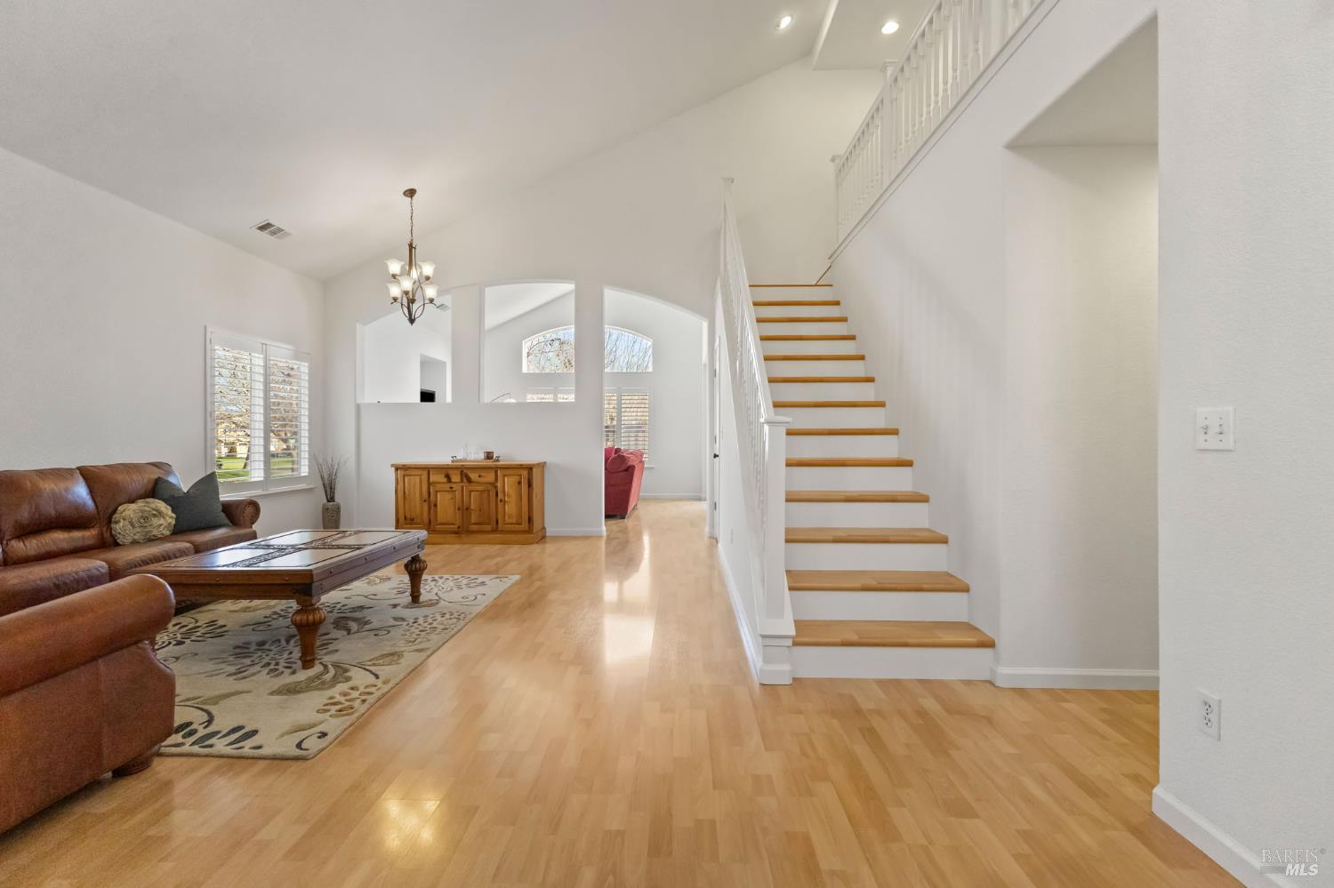 Detail Gallery Image 7 of 58 For 562 Citadel Ct, Fairfield,  CA 94534 - 4 Beds | 3 Baths