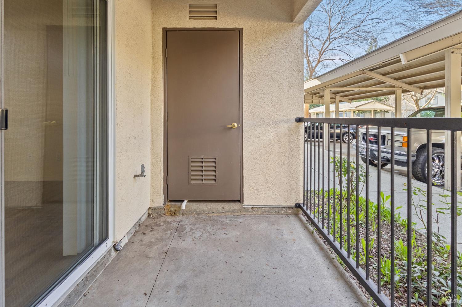 Detail Gallery Image 14 of 22 For 2001 Eastwood Dr #11,  Vacaville,  CA 95687 - 2 Beds | 1 Baths