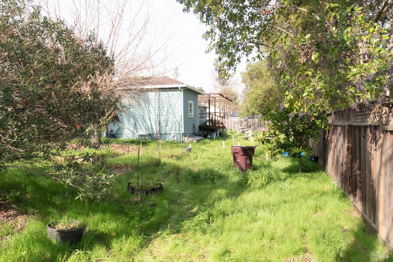 Detail Gallery Image 7 of 18 For 1210 Kendall Ct, Walnut Creek,  CA 94595 - 2 Beds | 1 Baths