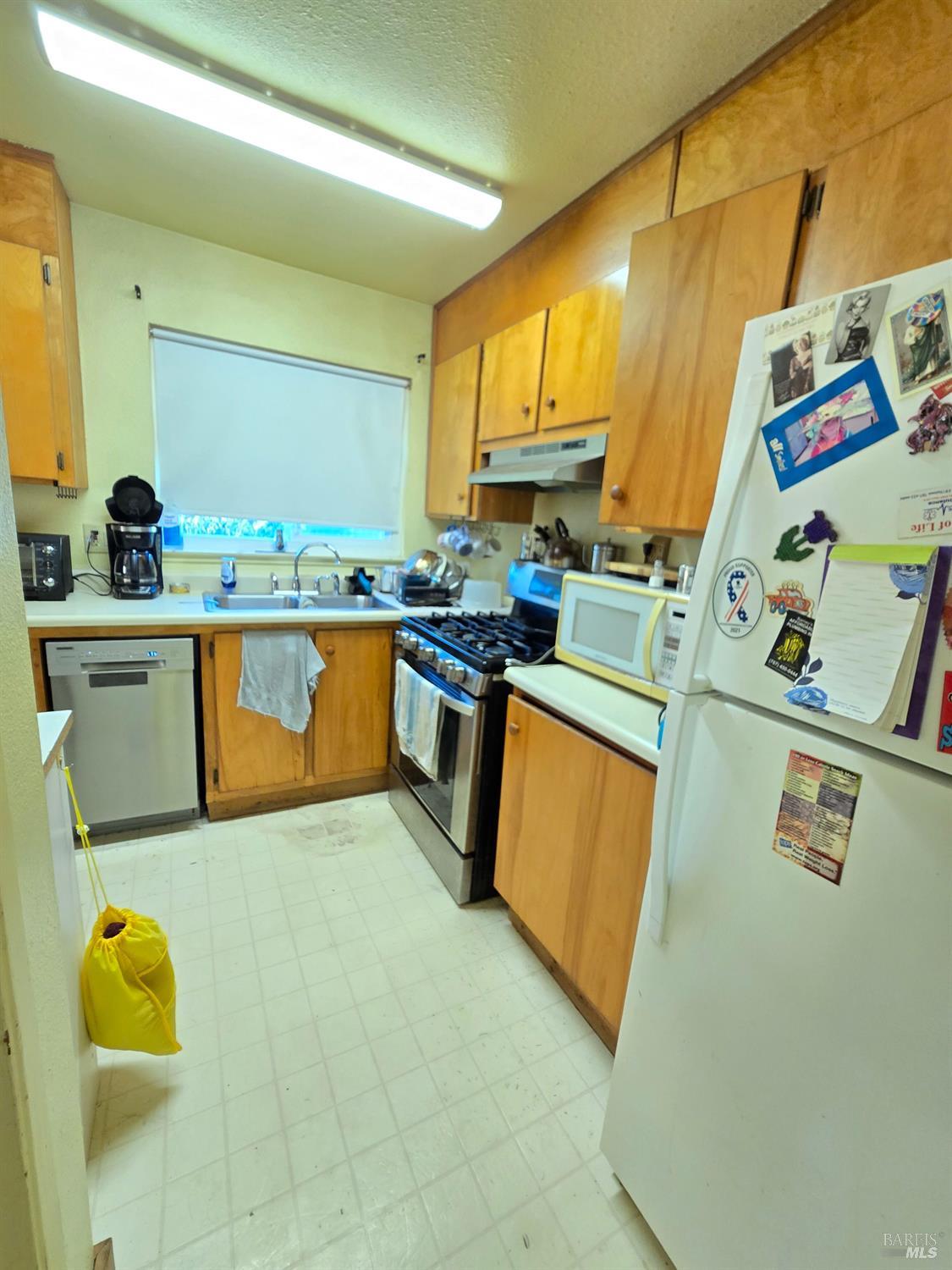 Detail Gallery Image 21 of 27 For 1419 Eisenhower St, Fairfield,  CA 94533 - 3 Beds | 1 Baths