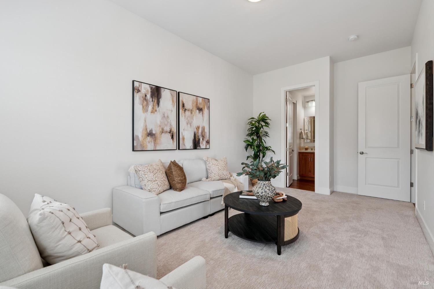 Detail Gallery Image 61 of 83 For 5677 Eastlake Dr, Santa Rosa,  CA 95409 - 5 Beds | 4 Baths