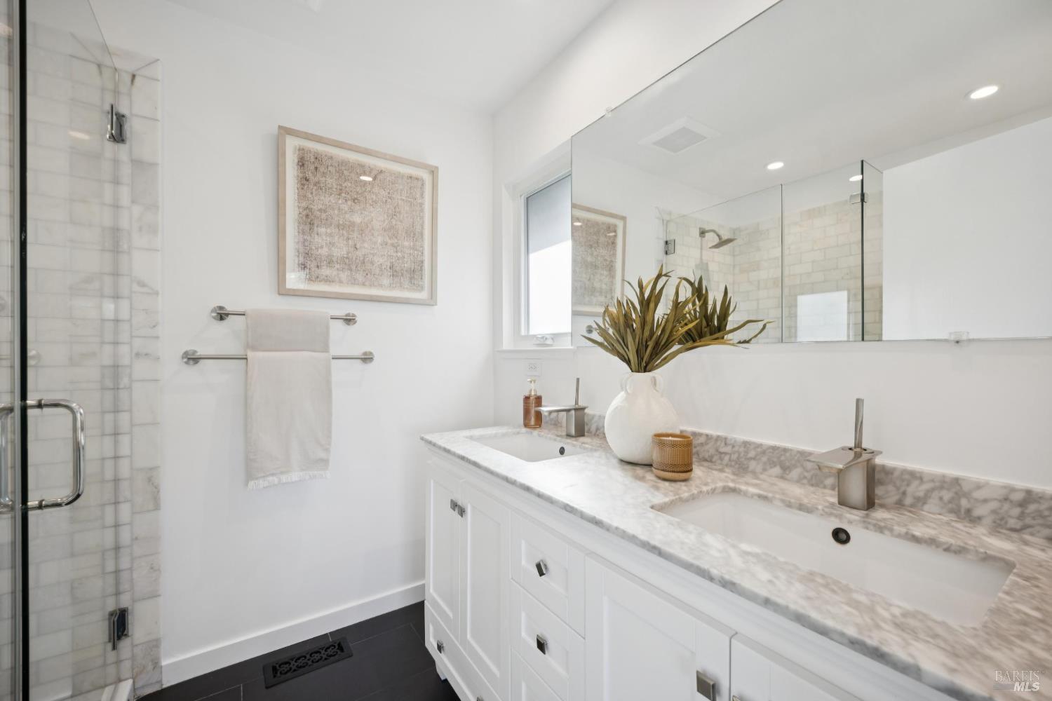 Detail Gallery Image 34 of 67 For 81 Rose St, San Rafael,  CA 94901 - 5 Beds | 3 Baths