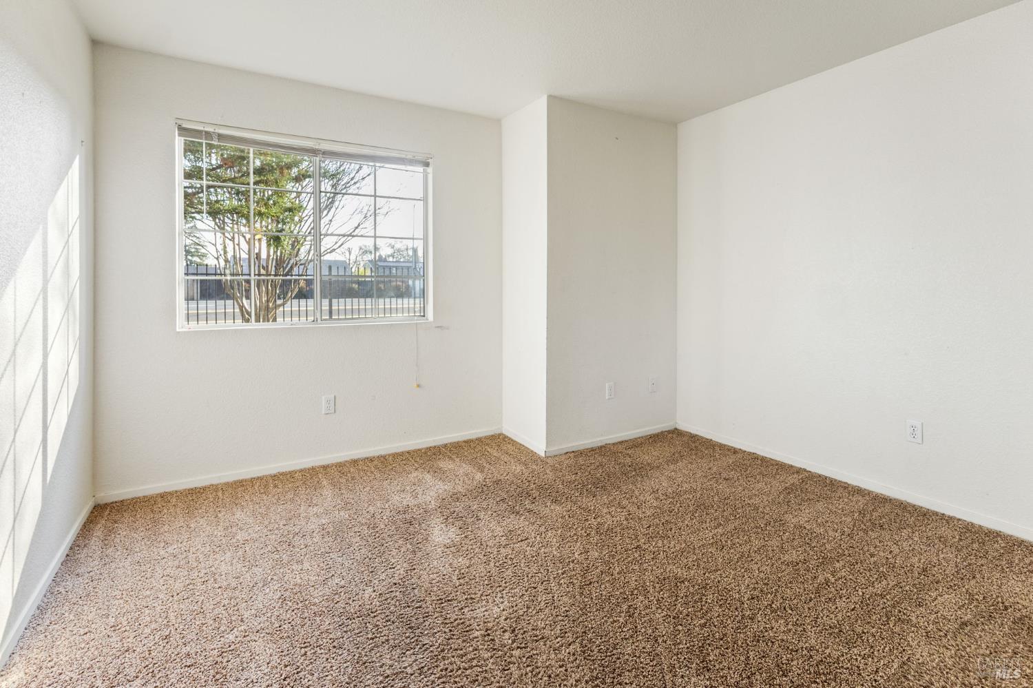 Detail Gallery Image 18 of 22 For 2001 Eastwood Dr #11,  Vacaville,  CA 95687 - 2 Beds | 1 Baths