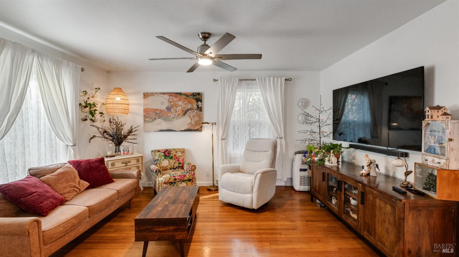 Detail Gallery Image 4 of 22 For 712 Laurel St, Vallejo,  CA 94591 - 2 Beds | 1 Baths