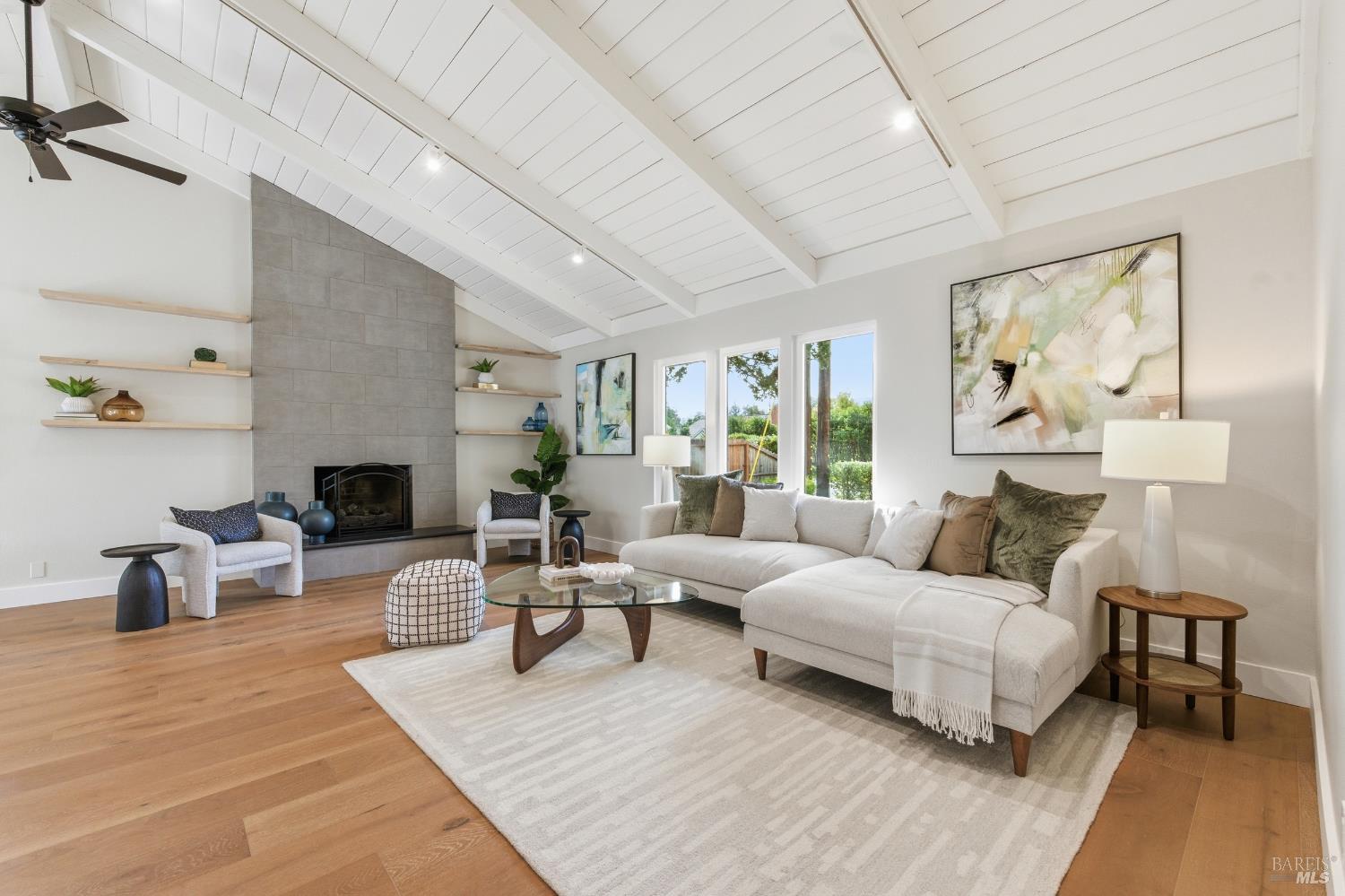 Detail Gallery Image 4 of 45 For 1830 Spring Mountain Rd, Saint Helena,  CA 94574 - 3 Beds | 2 Baths