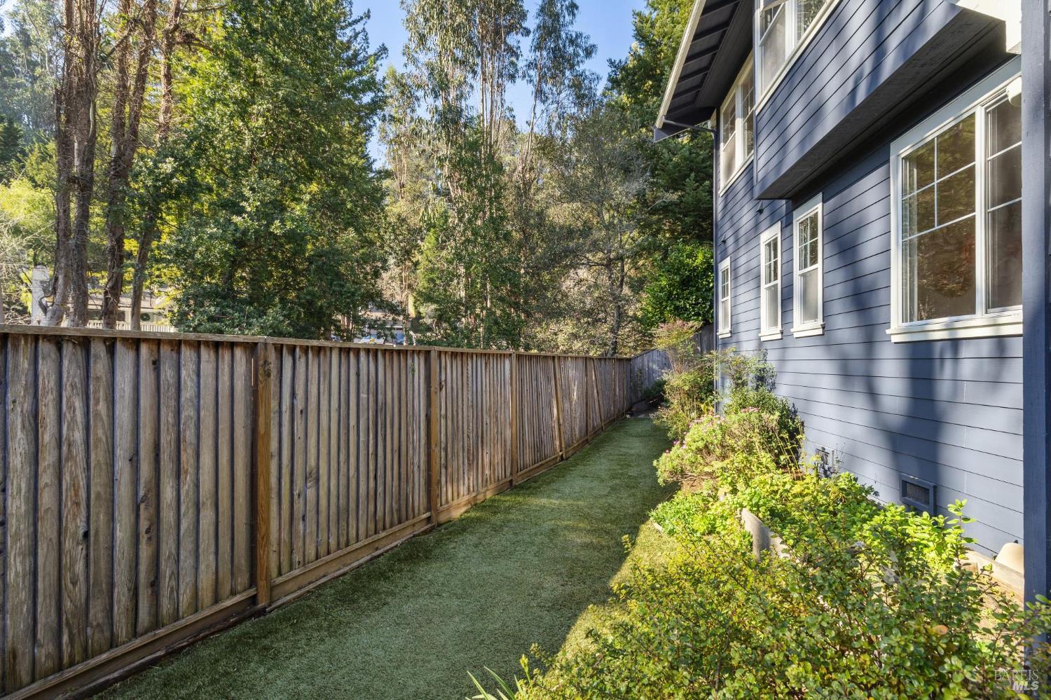 Detail Gallery Image 53 of 68 For 529 Alta Way, Mill Valley,  CA 94941 - 4 Beds | 2/1 Baths