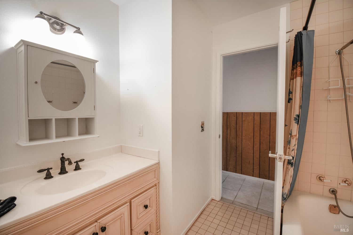 Detail Gallery Image 19 of 38 For 2135 via Alta Ct, Benicia,  CA 94510 - 2 Beds | 2 Baths