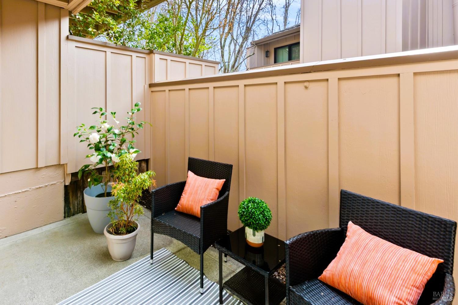 Detail Gallery Image 15 of 30 For 5 Velasco Ct, Novato,  CA 94949 - 3 Beds | 2/1 Baths