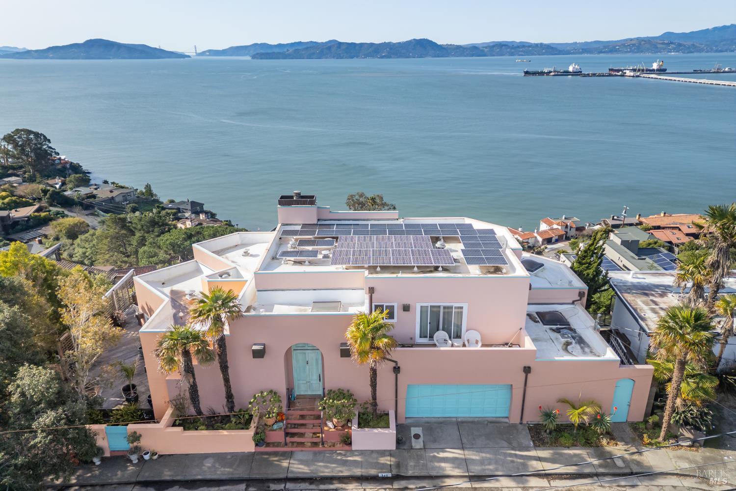 Detail Gallery Image 2 of 45 For 245 Water St, Richmond,  CA 94801 - 2 Beds | 2/1 Baths