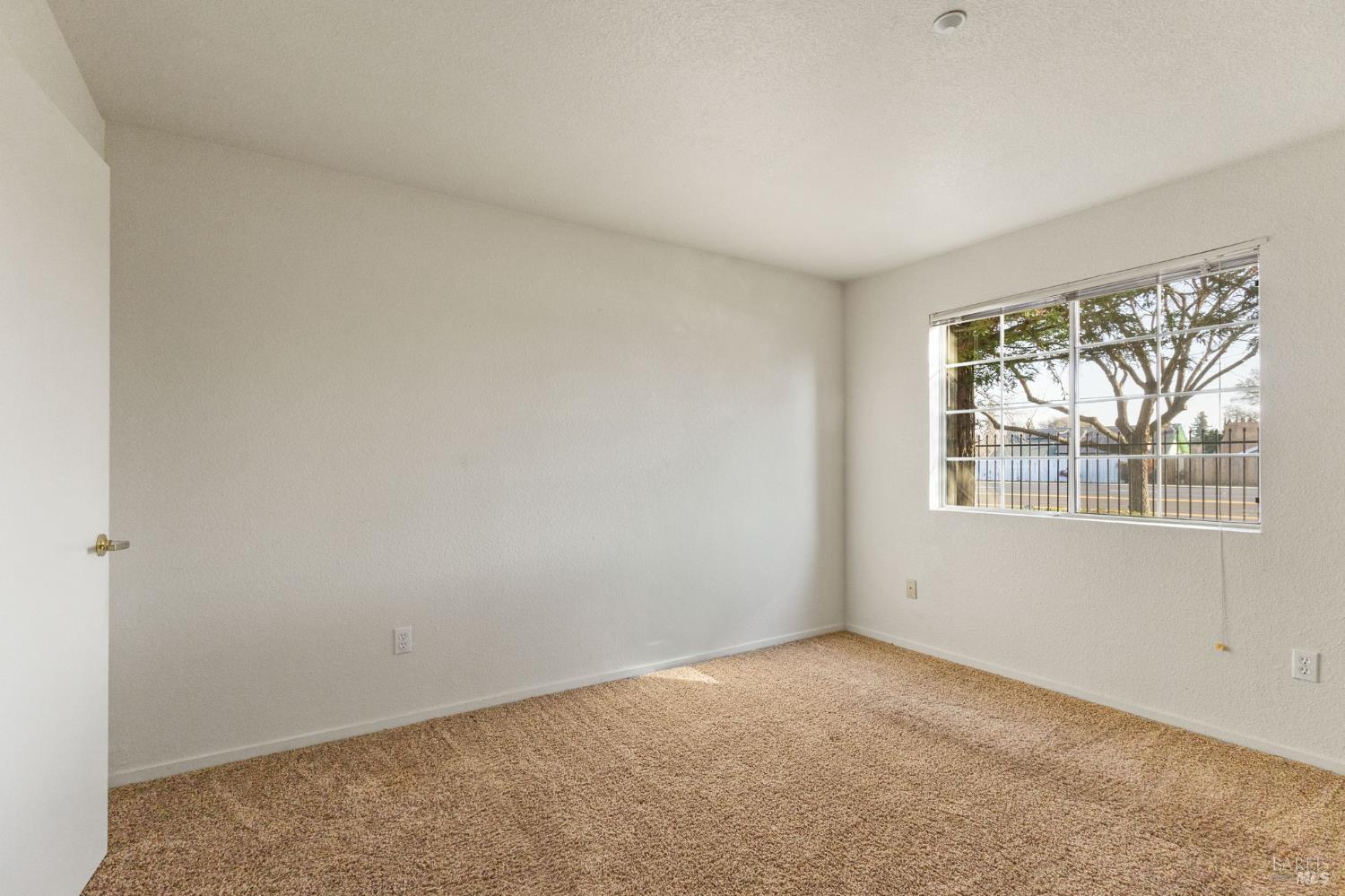 Detail Gallery Image 22 of 22 For 2001 Eastwood Dr #11,  Vacaville,  CA 95687 - 2 Beds | 1 Baths