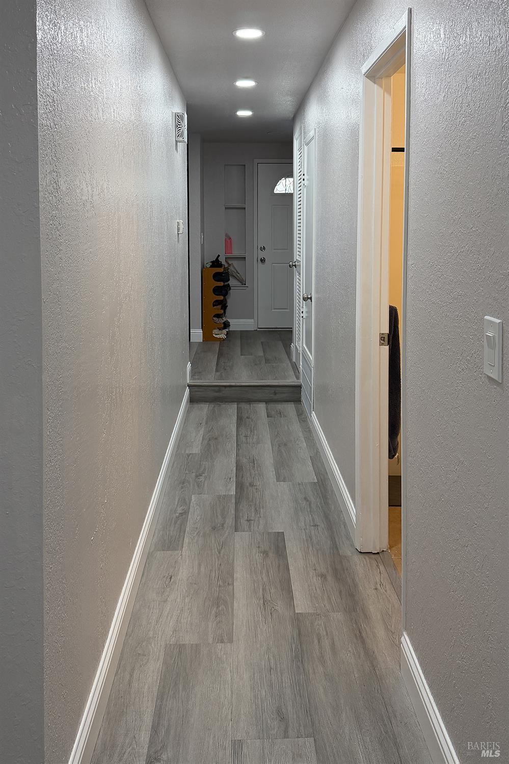 Detail Gallery Image 22 of 29 For 147 Erin Dr, Vallejo,  CA 94589 - 3 Beds | 2 Baths