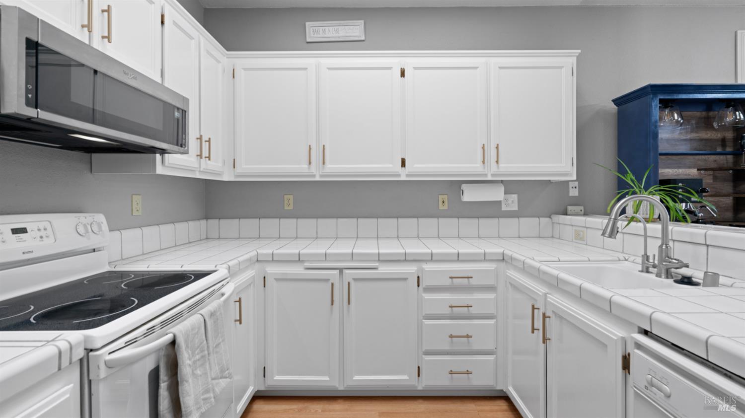 Detail Gallery Image 7 of 29 For 1405 Tillman St, Suisun City,  CA 94585 - 2 Beds | 2 Baths