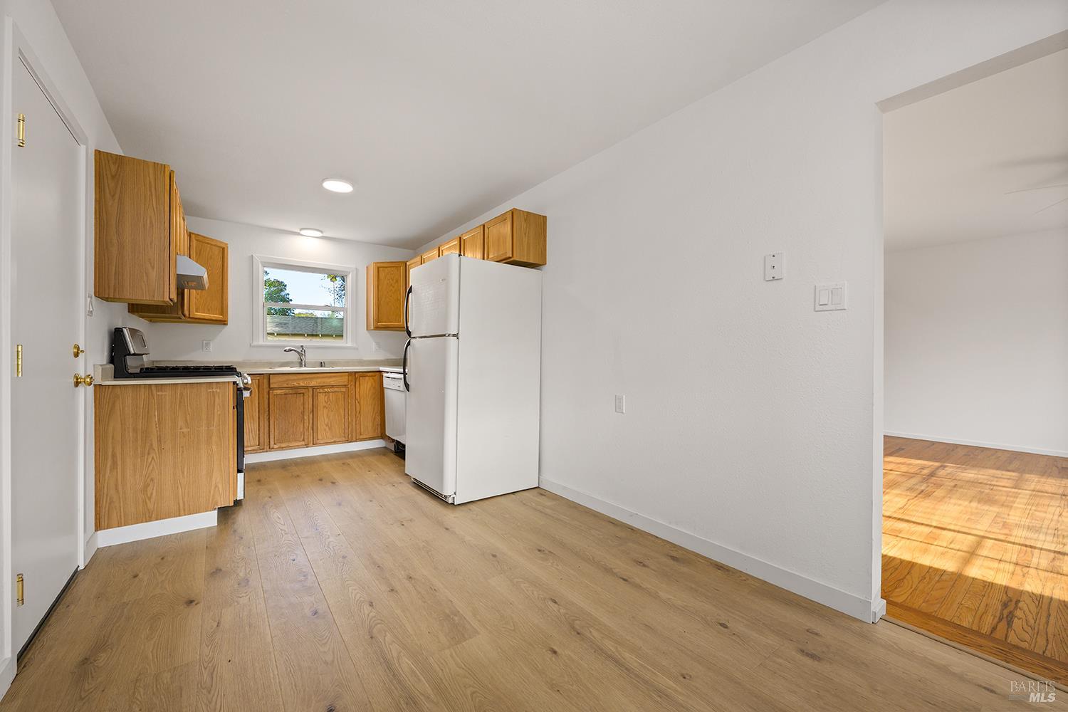 Detail Gallery Image 13 of 24 For 3119 Magowan Dr, Santa Rosa,  CA 95405 - 3 Beds | 1 Baths