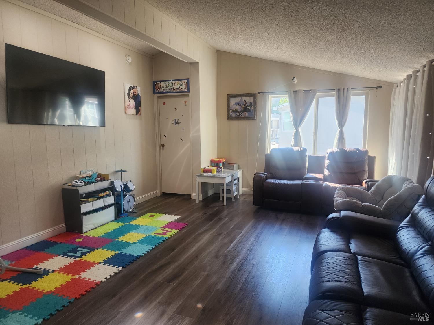 Detail Gallery Image 4 of 41 For 6004 Monticello Rd 10, Napa,  CA 95658 - 2 Beds | 2 Baths