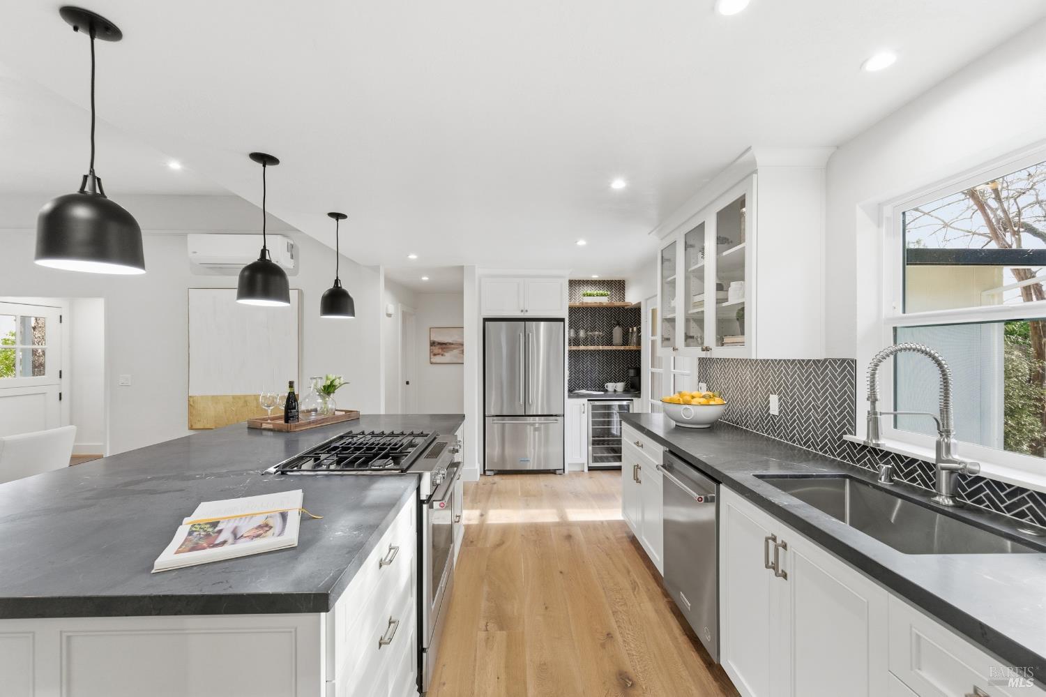 Detail Gallery Image 16 of 66 For 1123 Oak Ave, Saint Helena,  CA 94574 - – Beds | – Baths