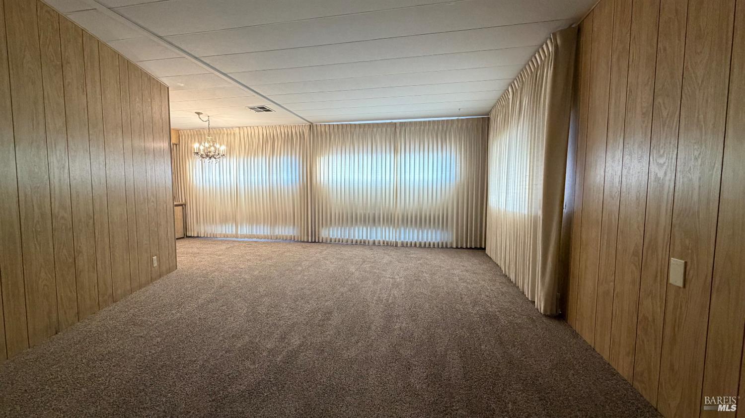 Detail Gallery Image 10 of 48 For 145 Stratford Way, Santa Rosa,  CA 95401 - 2 Beds | 2 Baths