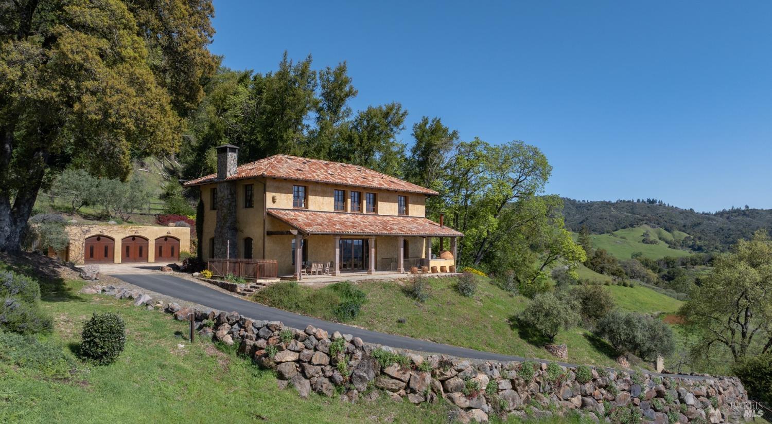 Detail Gallery Image 39 of 41 For 651 Wall Rd, Napa,  CA 94558 - 4 Beds | 5/2 Baths