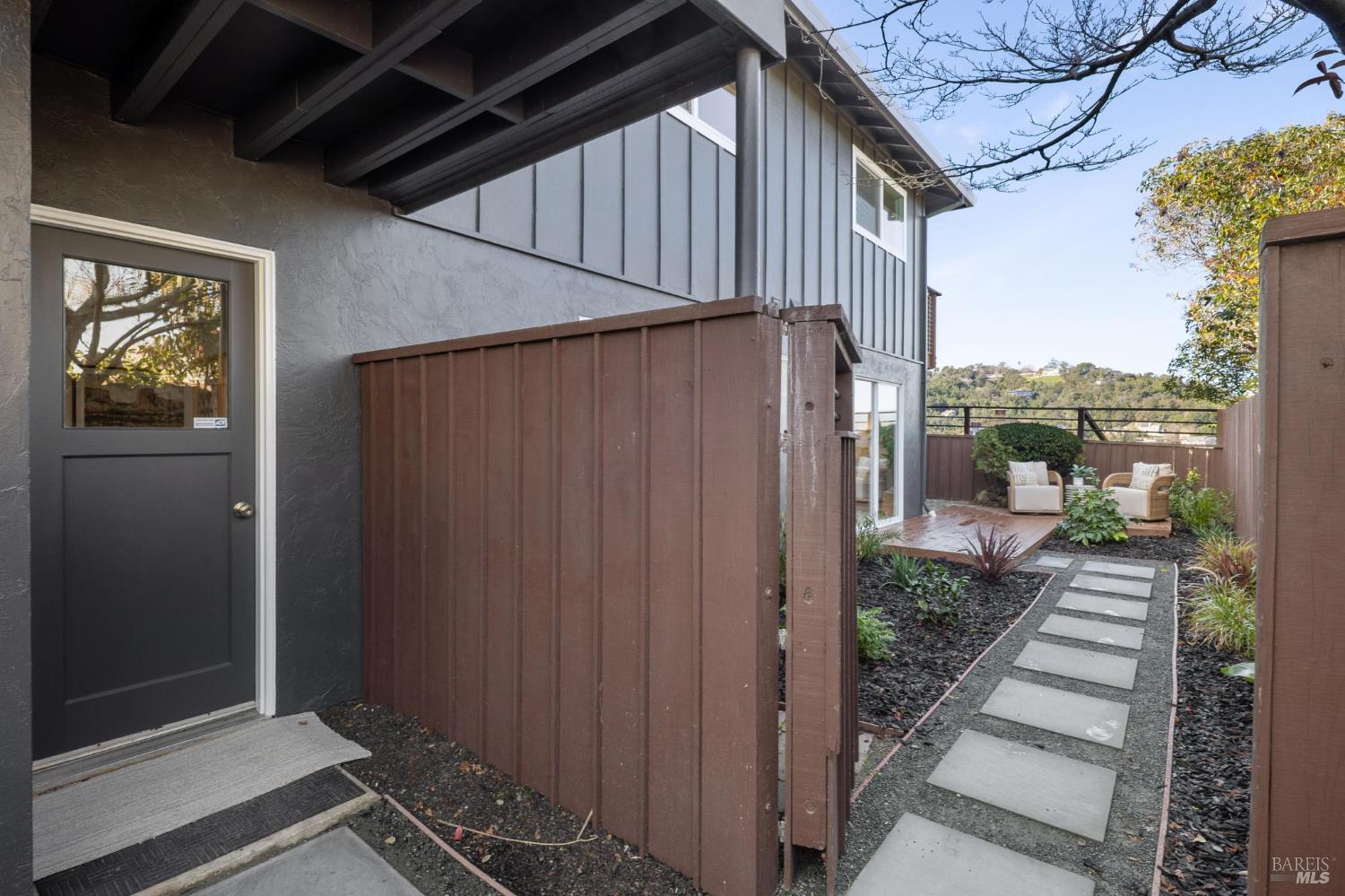 Detail Gallery Image 65 of 67 For 81 Rose St, San Rafael,  CA 94901 - 5 Beds | 3 Baths