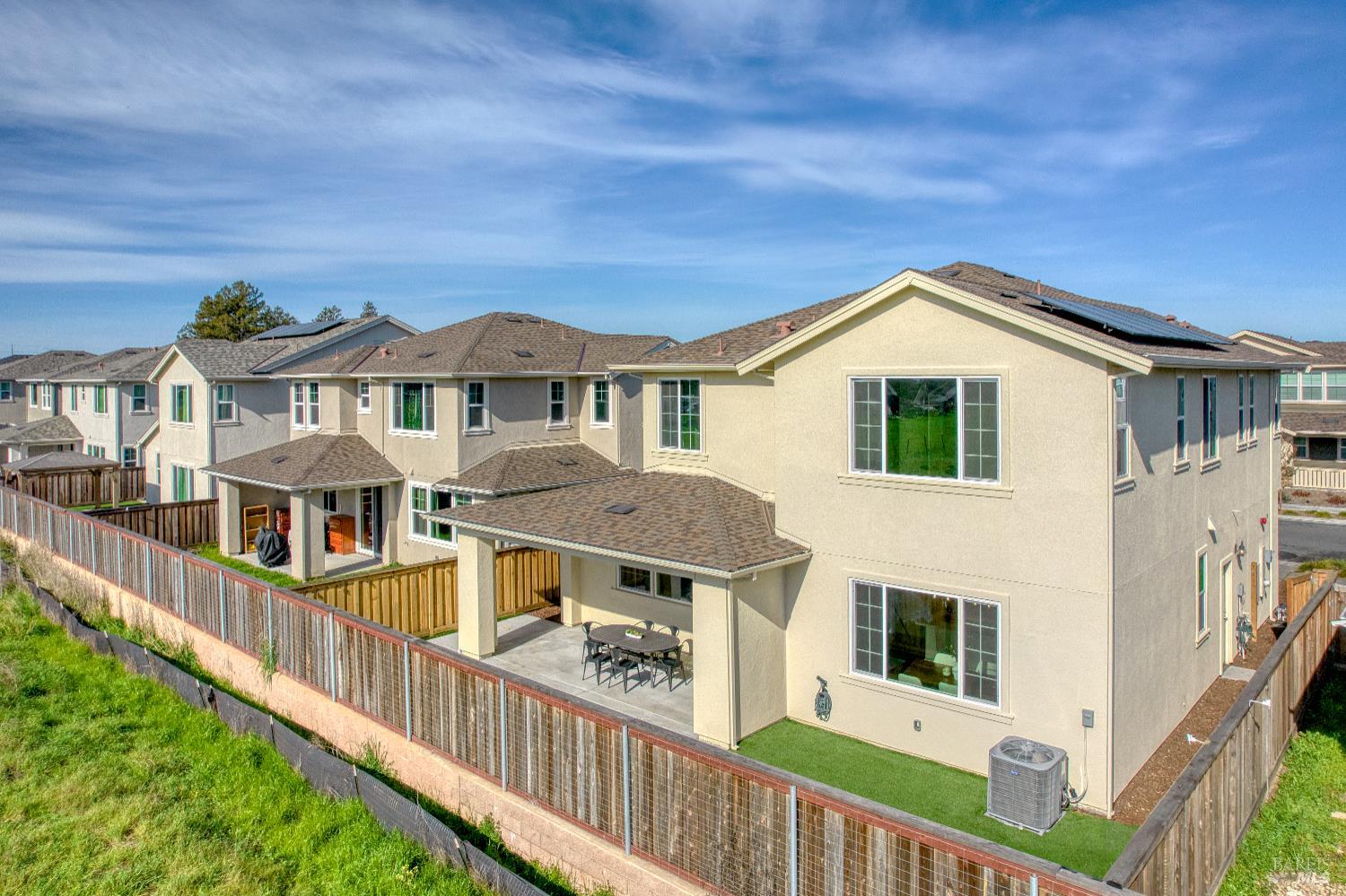 Detail Gallery Image 32 of 37 For 2733 Amora Ct, Santa Rosa,  CA 95407 - 4 Beds | 3/1 Baths