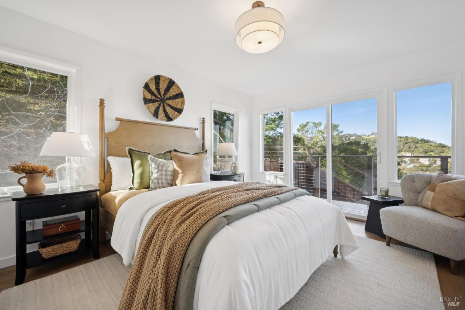 Detail Gallery Image 31 of 67 For 81 Rose St, San Rafael,  CA 94901 - 5 Beds | 3 Baths