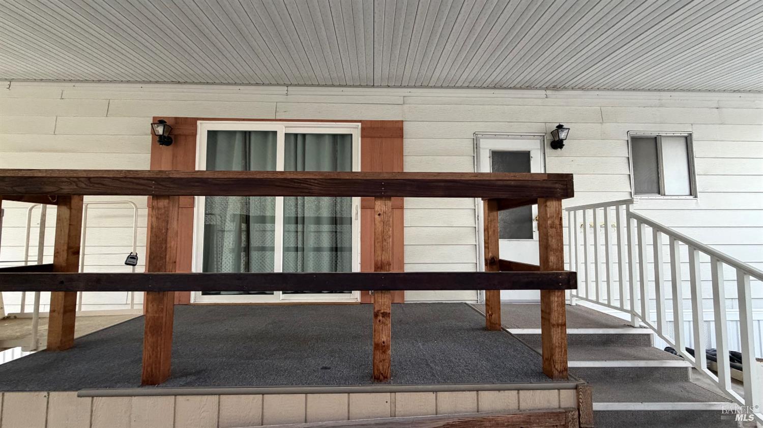 Detail Gallery Image 4 of 48 For 145 Stratford Way, Santa Rosa,  CA 95401 - 2 Beds | 2 Baths