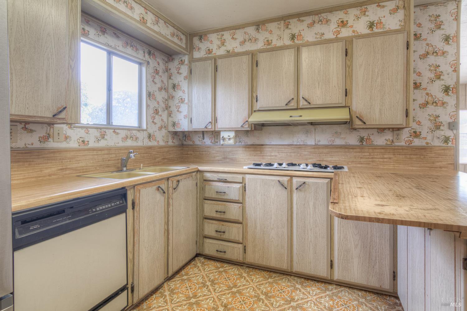 Detail Gallery Image 18 of 42 For 24 Constance Dr, Vallejo,  CA 94590 - 2 Beds | 2 Baths